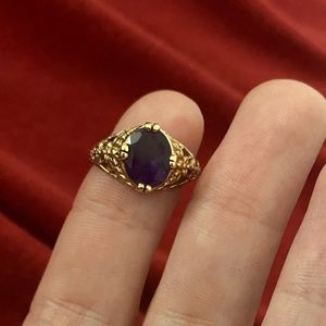 14k yellow gold and amethyst ring
